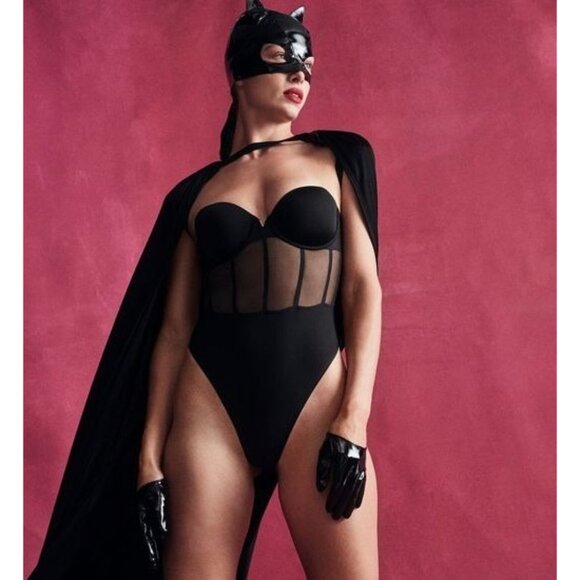 Victoria's Secret Strapless Teddy in Black - Picture 2 of 3